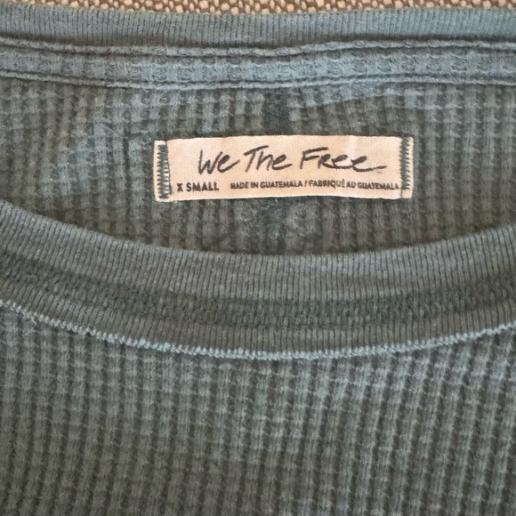 We The Free Oversized Ribbed Knit Top in Silver Pine X-Small - Picture 7 of 9